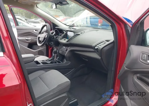 2017 Ford Escape Se from USA, damaged, VIN 1FMCU0G99HUB65244